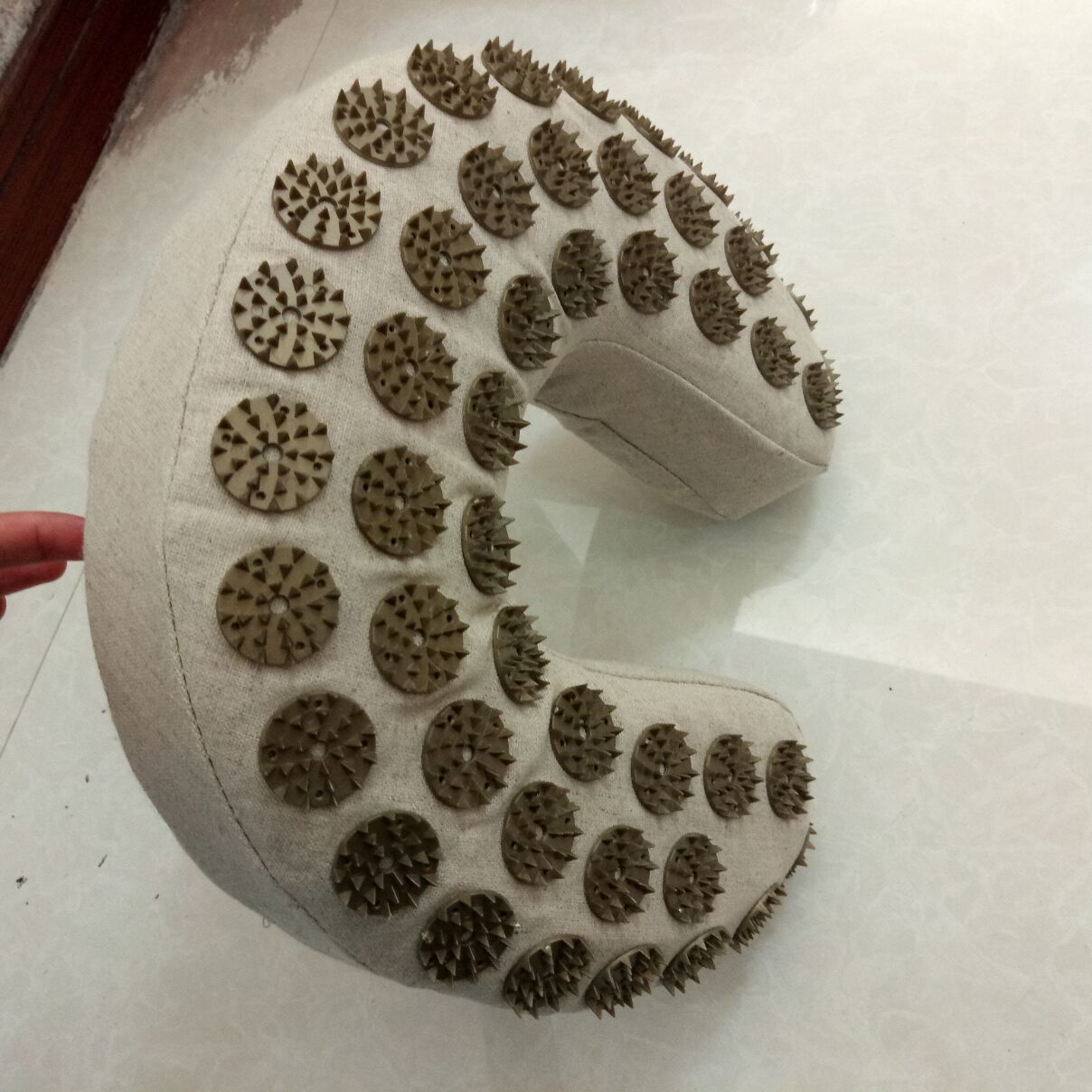 U-Shaped Acupuncture Pillow